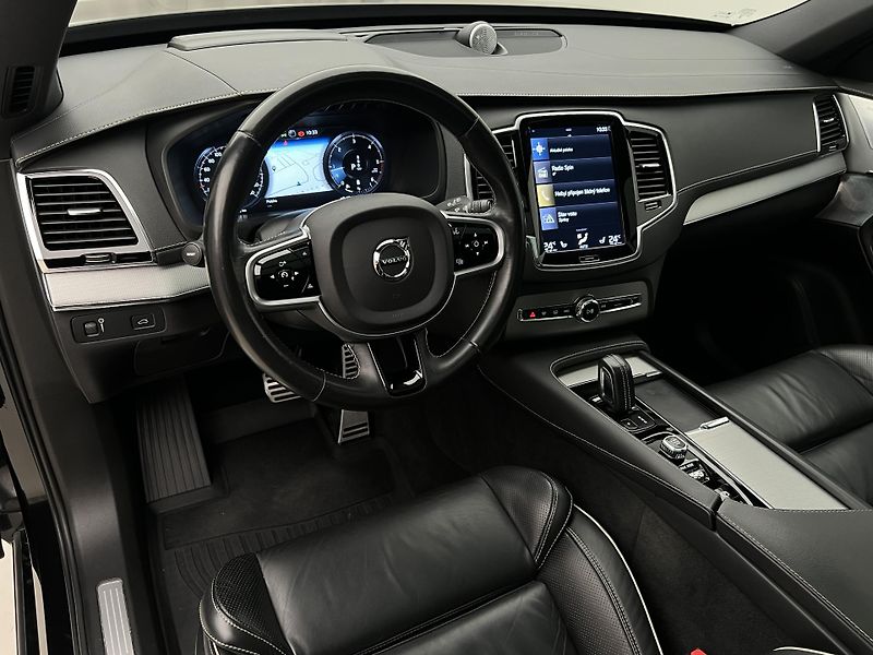 Volvo XC90 B5 AWD R-DESIGN AUT 7 MÍST - fotka 4 z 48