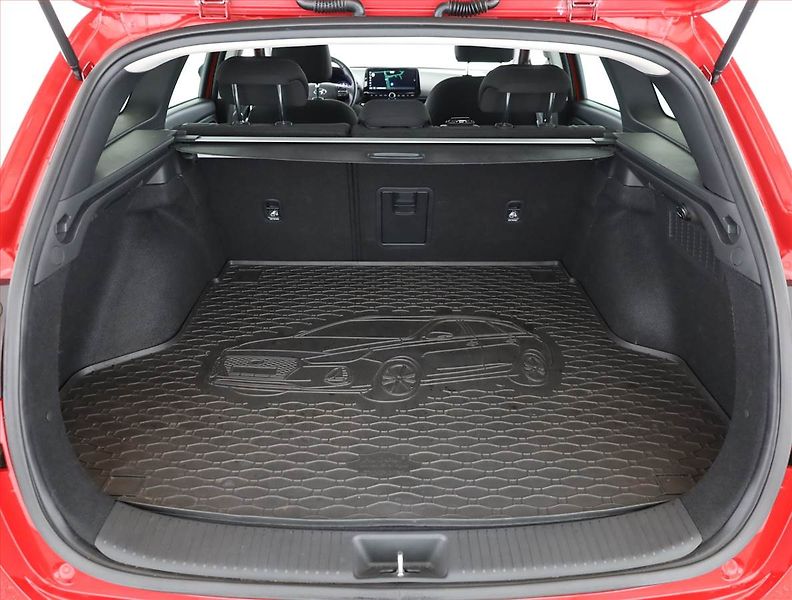 Hyundai i30 (2022) 1.5 T-GDI MHEV, Serv.kniha - fotka 19 z 19