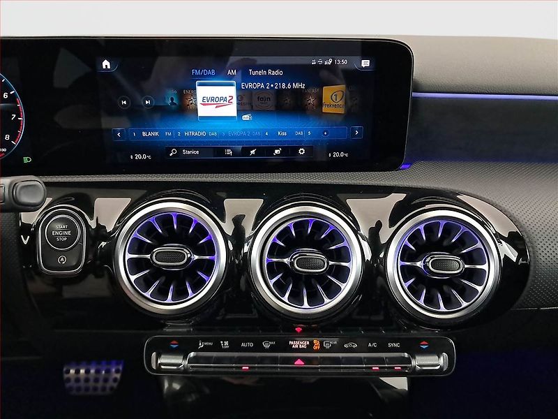 Mercedes-Benz Třídy A (2021) A 200 - fotka 12 z 20