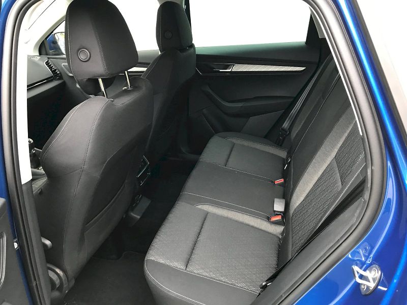 Škoda Karoq (2024) SEL TOP TS 110/1.5 M6F - fotka 8 z 28