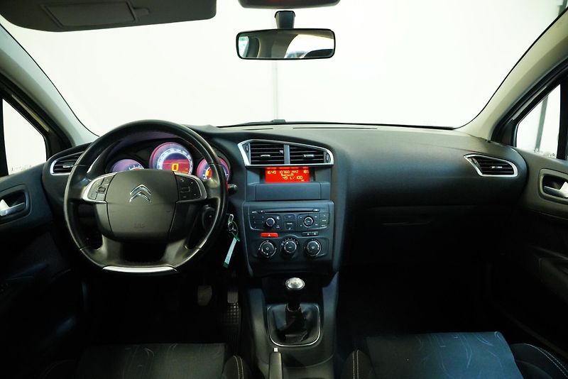 Citroën C4 - fotka 5 z 22