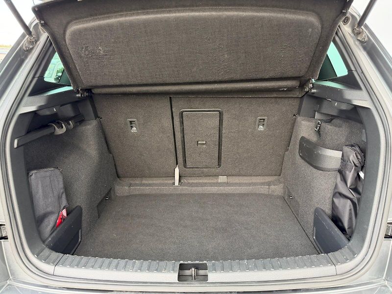 Škoda Karoq (2024) 2.0TSI 140kW DSG 4x4 SportLine - fotka 34 z 35