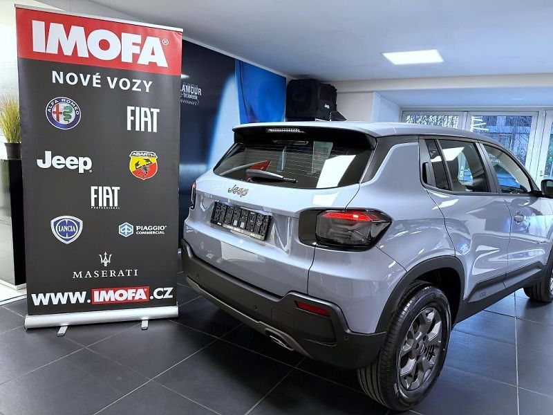 Jeep Avenger (2026) 1.2 T MT6 100k Longitude *480* - fotka 5 z 17