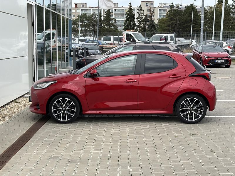 Toyota Yaris (2026) Style 1,5 HEV AT - fotka 12 z 14