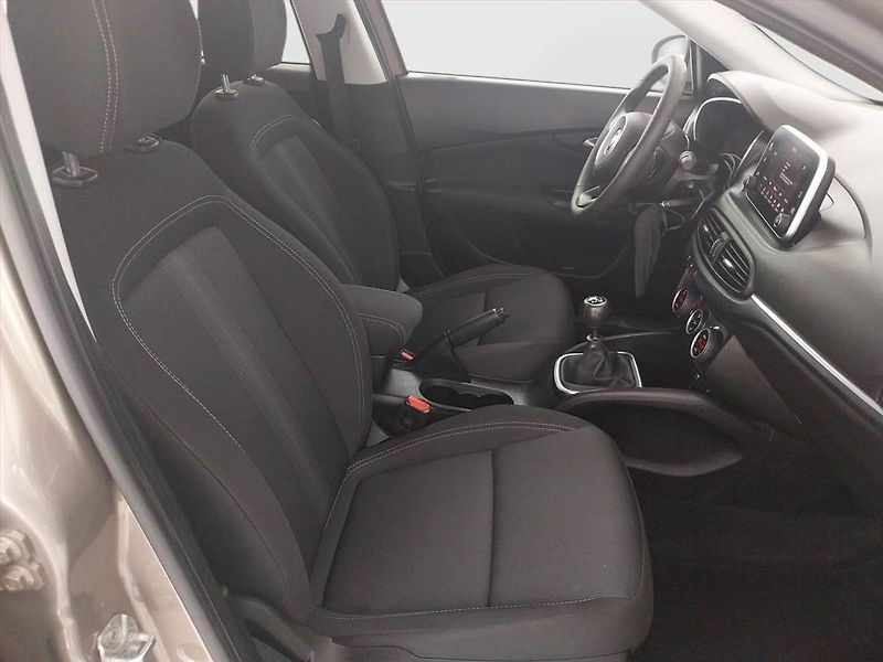 Fiat Tipo (2019) 1.4 16V, Serv.kniha, Tempomat - fotka 9 z 18