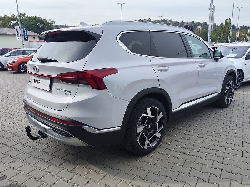 Hyundai Santa Fe 2.2 TDCI/142kW Style Premium - fotka 5 z 38