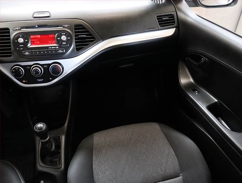 Kia Picanto (2012) City 1.0 - fotka 8 z 15