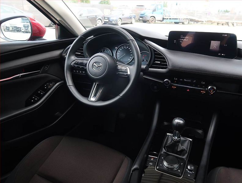 Mazda 3 (2026) Selection e-Skyactiv G140 - fotka 7 z 21