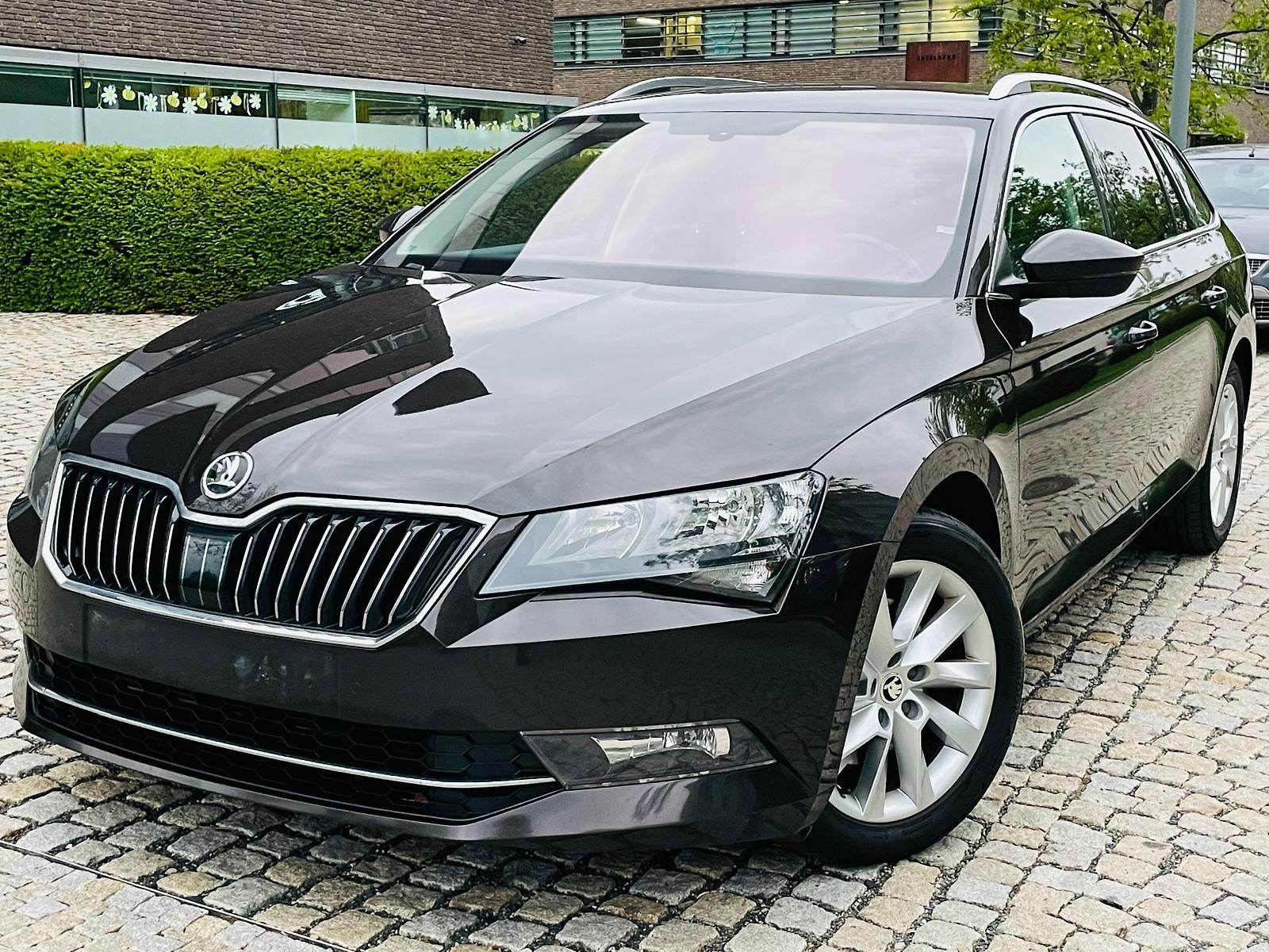 Škoda Superb 1.4TSI 1.MAJITEL KAMERA VÝHŘEV