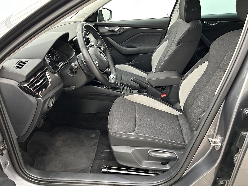 Škoda Scala 1.5 TSI Style Plus - fotka 6 z 28