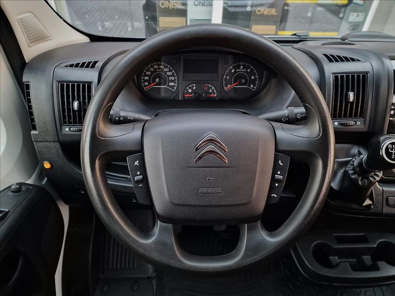 Citroën Jumper 2.2HDi L2H2 103kW,6míst,1.Maj - fotka 19 z 41
