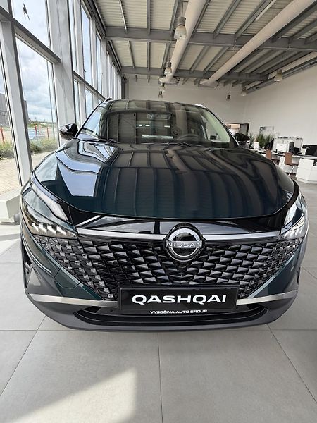 Nissan Qashqai (2026) N-Connecta 158k,AT,CCS karta!! - fotka 2 z 16