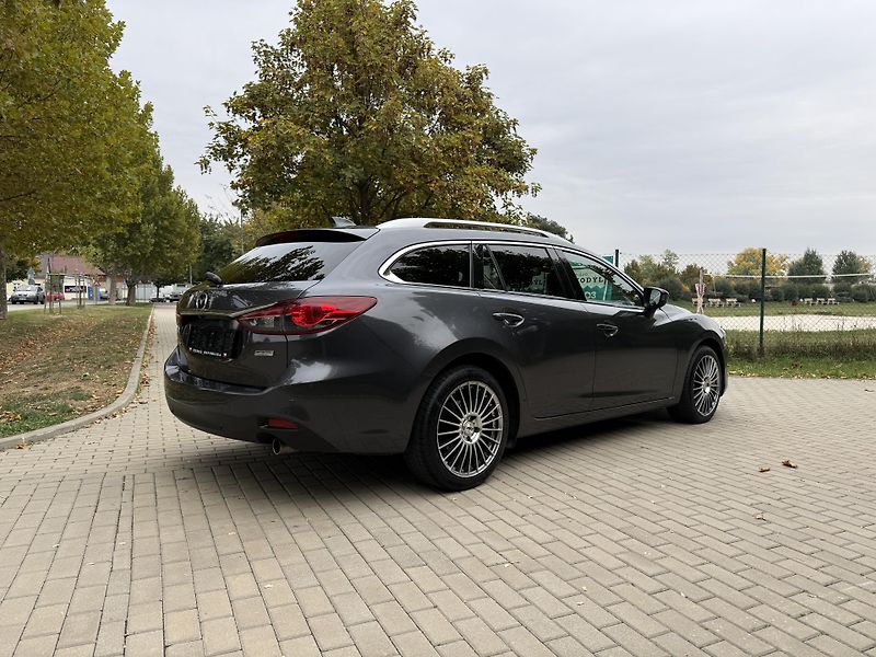 Mazda 6 2.5 Sports-Line AUTOMAT - fotka 11 z 35