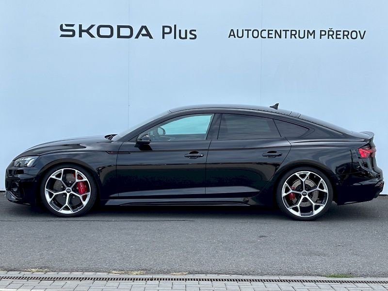 Audi RS 5 (2025) Sportback 2.9 TFSI 346kW Quatt - fotka 3 z 35