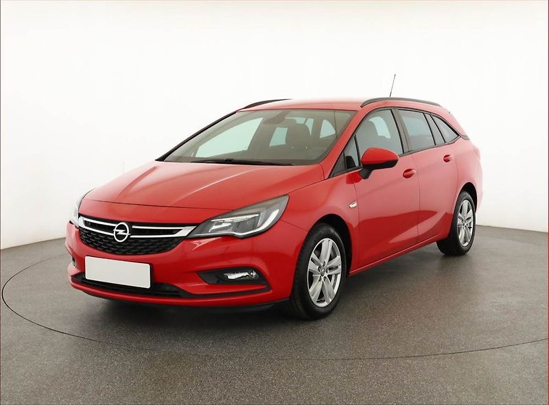 Opel Astra (2018) 1.6 CDTI, Serv.kniha, Tempomat - fotka 2 z 18
