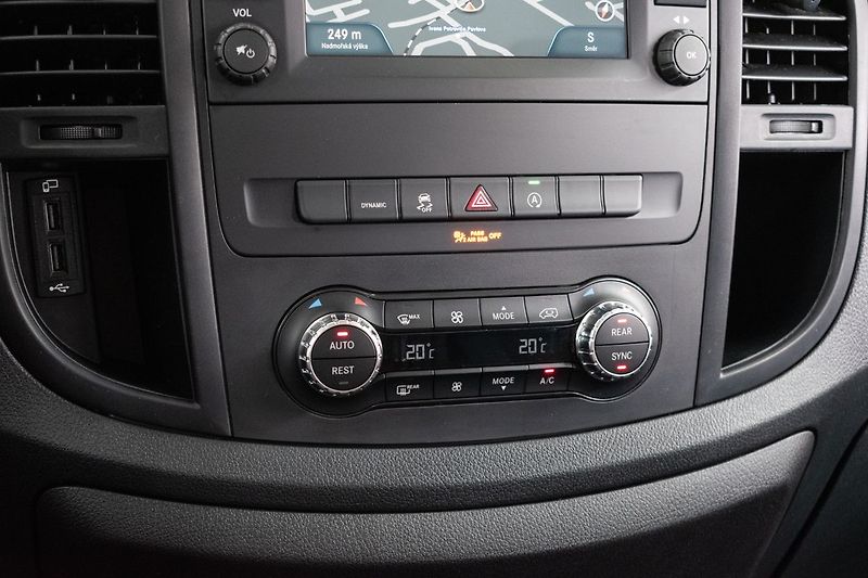 Mercedes-Benz Vito 119 CDi 4x4*LONG*8.MÍST*DPH*ČR - fotka 28 z 39