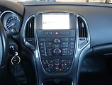 Opel Astra (2012) 1.4 T, Xenony, Tempomat - náhled 12