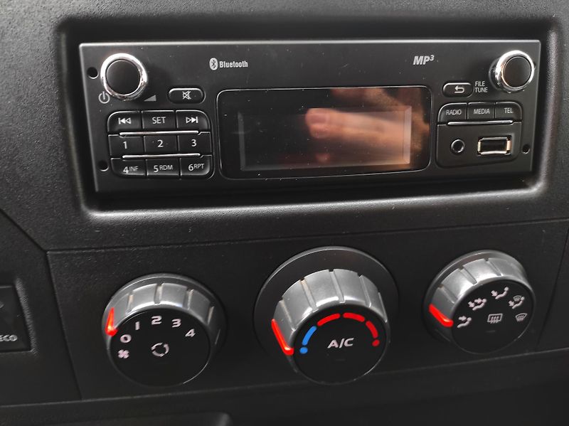 Renault Master 2,3DCi Pracovní plošina 10m!! - fotka 18 z 36