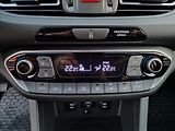 Hyundai i30 1.0 T-Gdi Family Smart Kombi - náhled 28