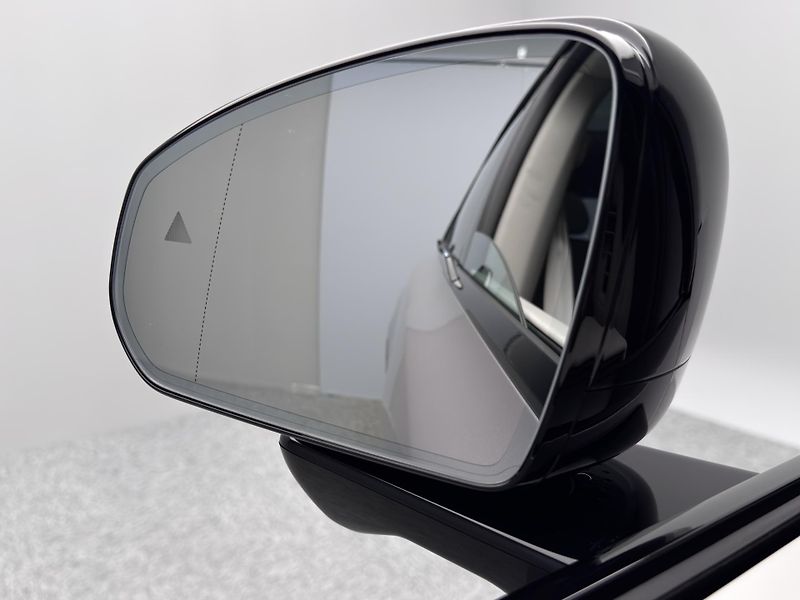 Volvo EX60 (2026) P10 AWD ELECTRIC ULTRA TWIN - fotka 18 z 25