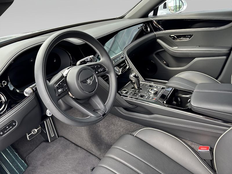 Bentley Flying Spur - fotka 7 z 13