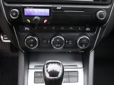 Škoda Octavia 1.8 TSI 132kW DSG Elegance CZ - náhled 16