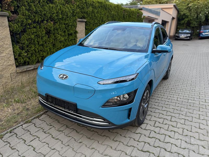 Hyundai Kona (2022) TOP STAV SOH 98%  - fotka 5 z 25