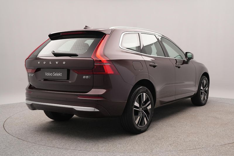 Volvo XC60 B5 AWD BRIGHT PLUS CZ 1.maj - fotka 11 z 51