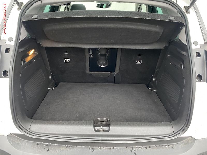 Opel Crossland X (2019) 1.5 CDTi, Innovation, AT - fotka 7 z 18