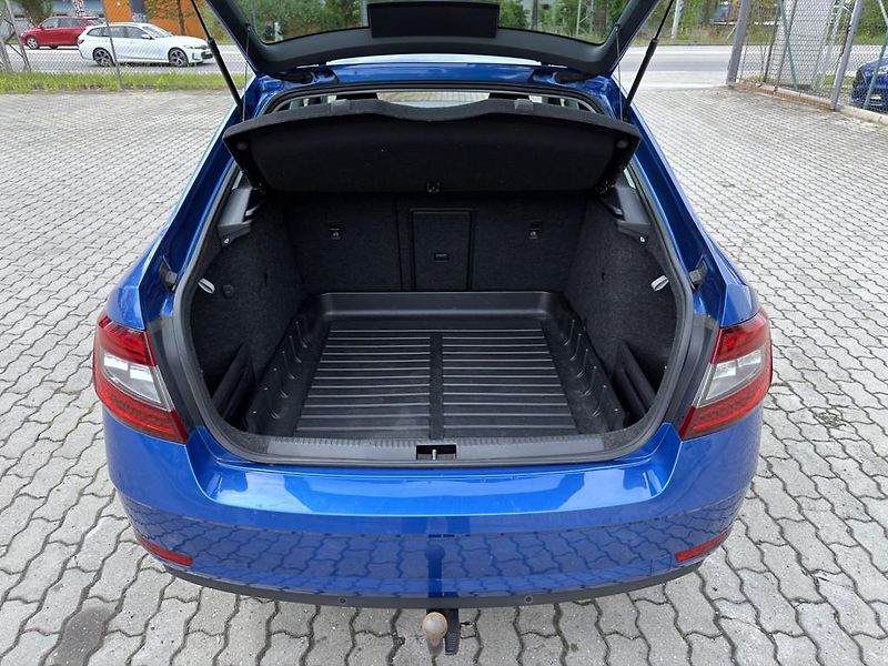 Škoda Octavia 1.4 TSI 110 kW ČR, serviska - fotka 9 z 17
