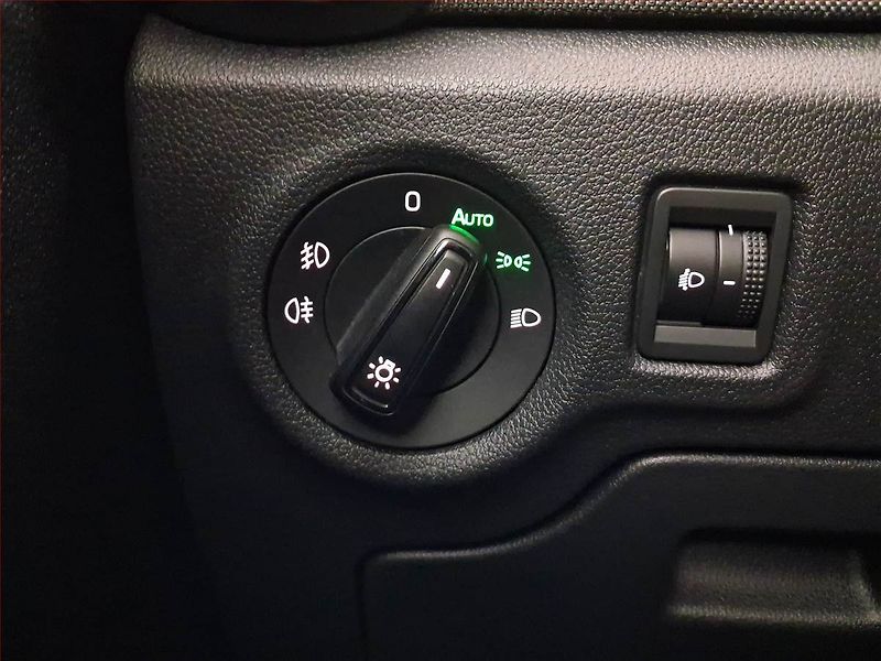 Škoda Fabia (2022) Style 1.0 TSI, Serv.kniha - fotka 18 z 21