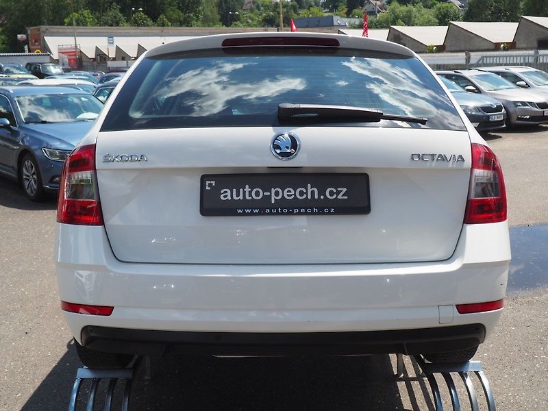 Škoda Octavia (2017) 1.6 TDI Ambiente, Navi - fotka 3 z 35