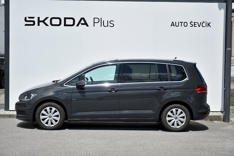 Volkswagen Touran (2022) Comfortline 1.5 TSI 110kW DSG - fotka 12 z 32