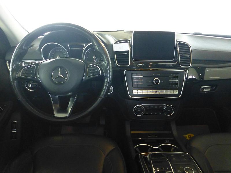 Mercedes-Benz GLE (2016) 350D*KAMER*TAŽ 3,5T*NEW ČR*AMG - fotka 20 z 28