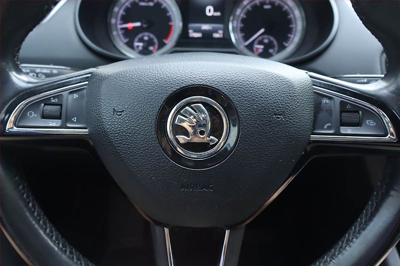 Škoda Octavia (2017) 1.6 TDI, Navi, Tempomat - fotka 22 z 25