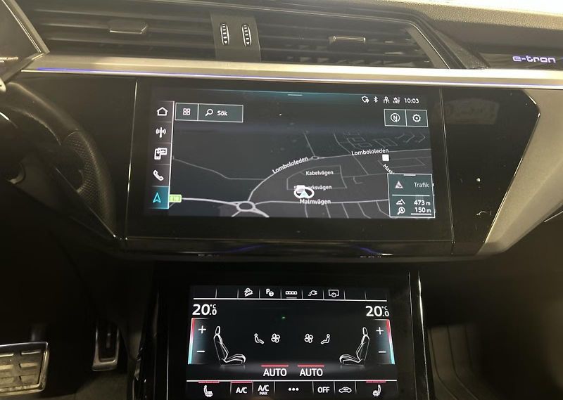 Audi Q8 e-tron 55 Q S-Line 360kam Tažné Pano - fotka 10 z 19