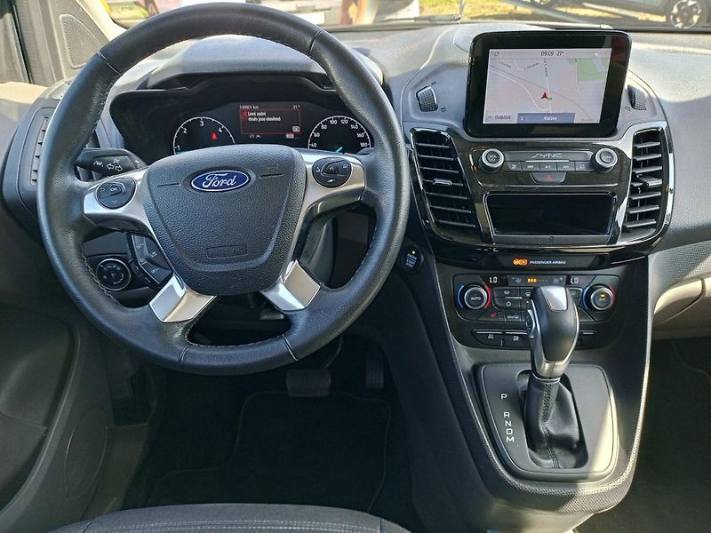 Ford Tourneo Connect (2020) Grand 7 míst - fotka 22 z 25