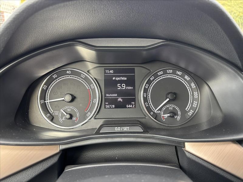 Škoda Scala 1,0 TSi Style ELkufr MRTVÝúhel - fotka 43 z 43