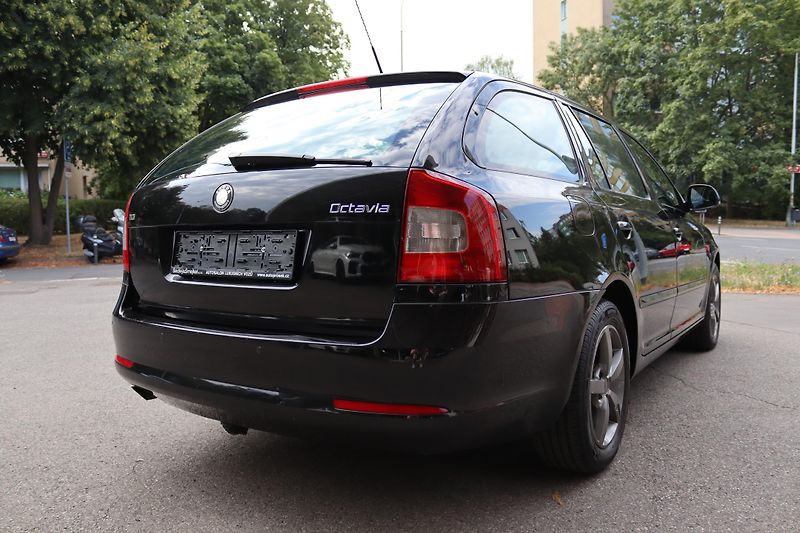 Škoda Octavia SERVISOVANÁ OCTAVIA - fotka 12 z 49