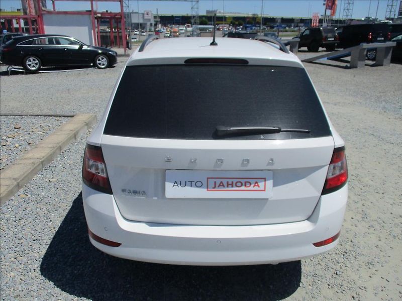 Škoda Fabia 1,0 TSI, klima,servis,DPH,CZ, - fotka 6 z 27