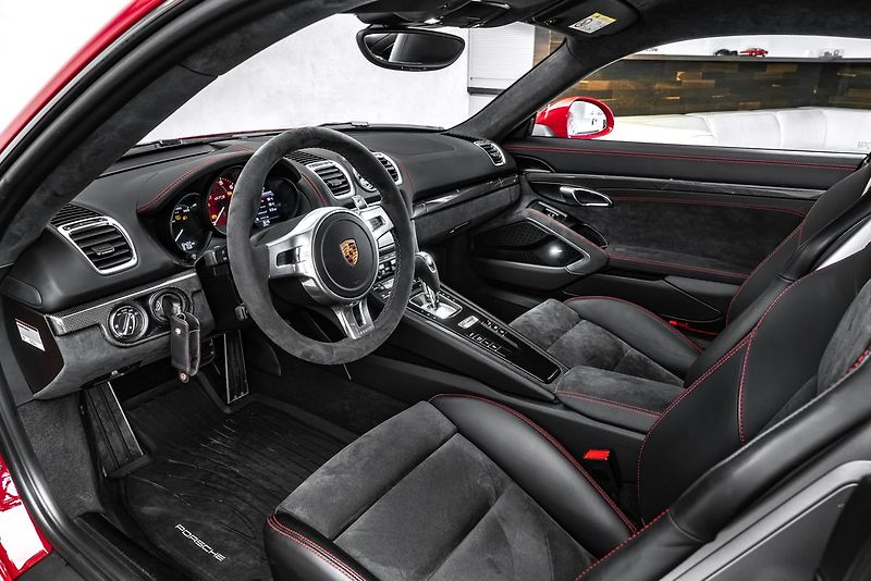 Porsche Cayman GTS, 1.majitel, TOP stav - fotka 13 z 26
