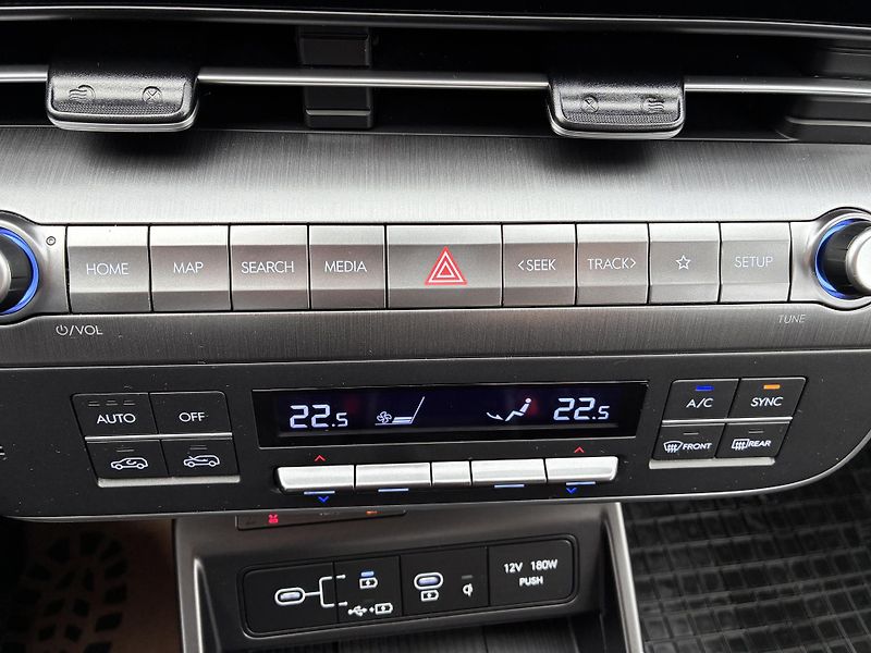 Hyundai Kona 1.0-88KW,AUTOMAT REZERVACE - fotka 20 z 34