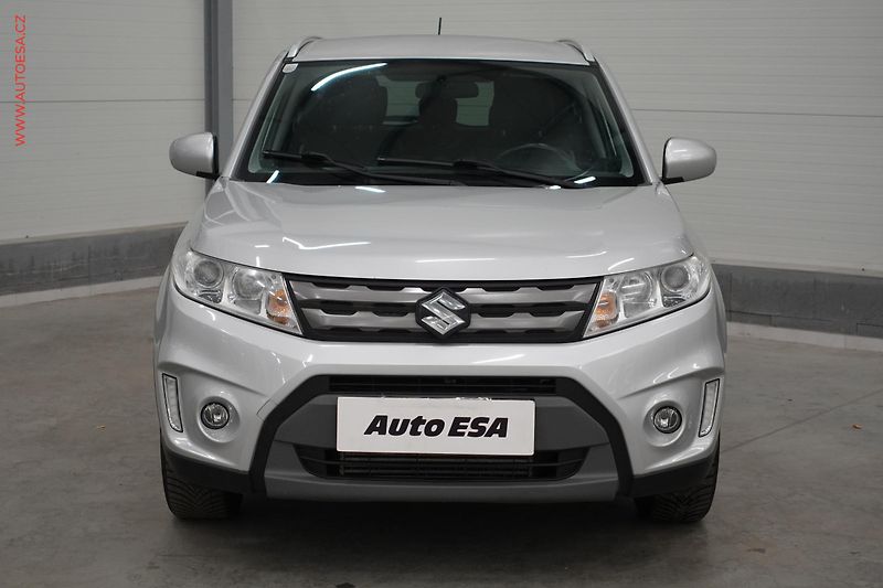 Suzuki Vitara (2016) 1.6 DDiS 4x4, AC, TZ, navi - fotka 2 z 25