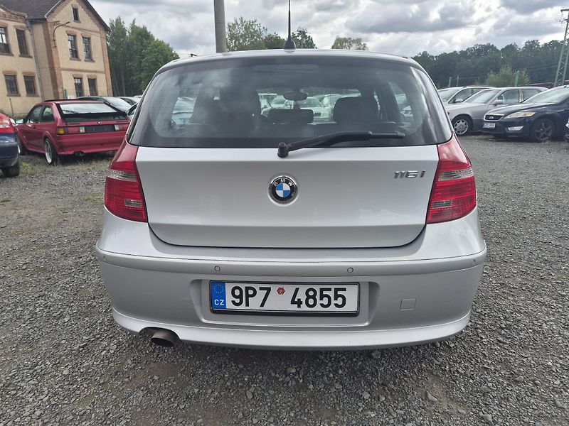 BMW Řada 1 116i, 90 kW, ALU - fotka 18 z 35
