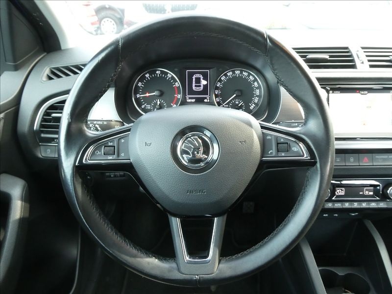 Škoda Fabia 1,0 TSi 81kW STYLE,ČR,navigace - fotka 30 z 39