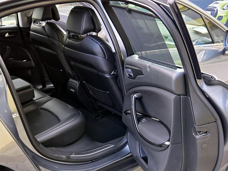 Citroën C5 2,0HDi 120kW SERV.KN,ROZVODY  - fotka 21 z 43