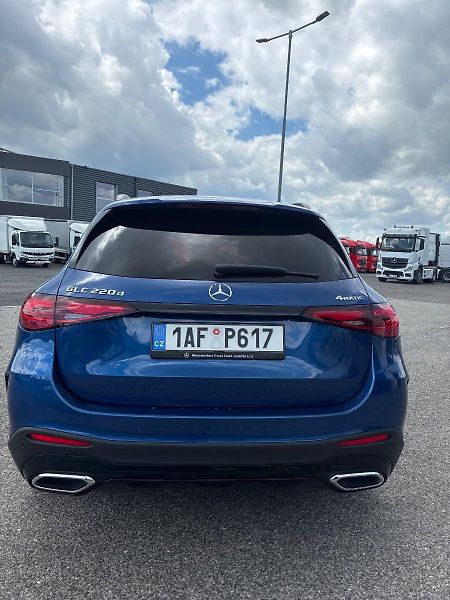 Mercedes-Benz GLC (2024) 220d 4MATIC - fotka 4 z 10