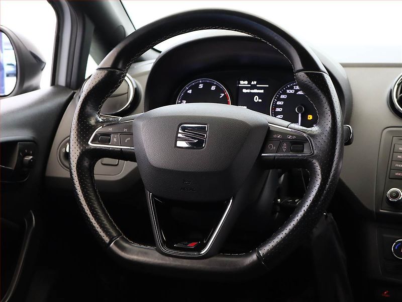 Seat Ibiza (2016) 1.8 TSI Cupra, Serv.kniha - fotka 14 z 18