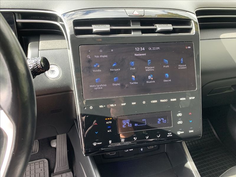 Hyundai Tucson 1,6 T-GDI AUTOMAT,ČR - fotka 15 z 23
