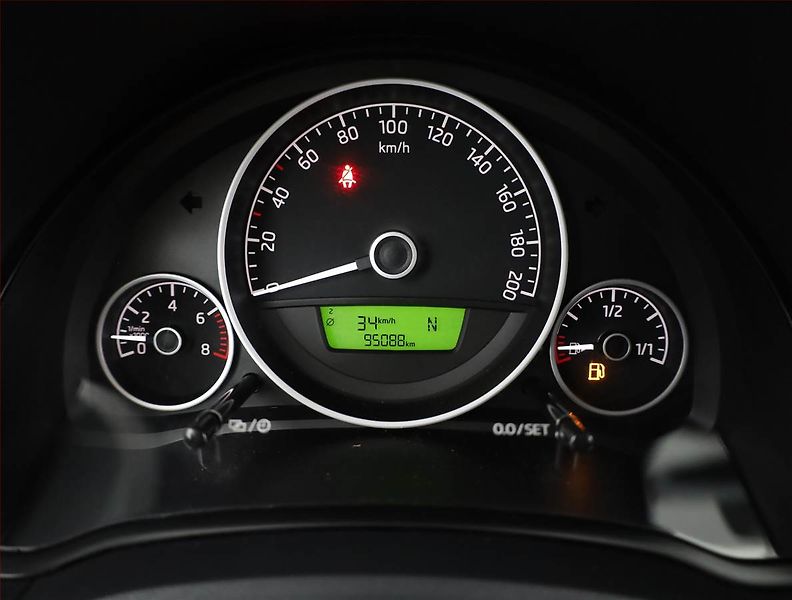 Škoda Citigo (2014) 1.0 MPI, Automat, Navi - fotka 8 z 18